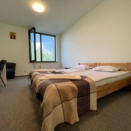 UCU INN - Кімнати для гостей Львов Экстерьер фото