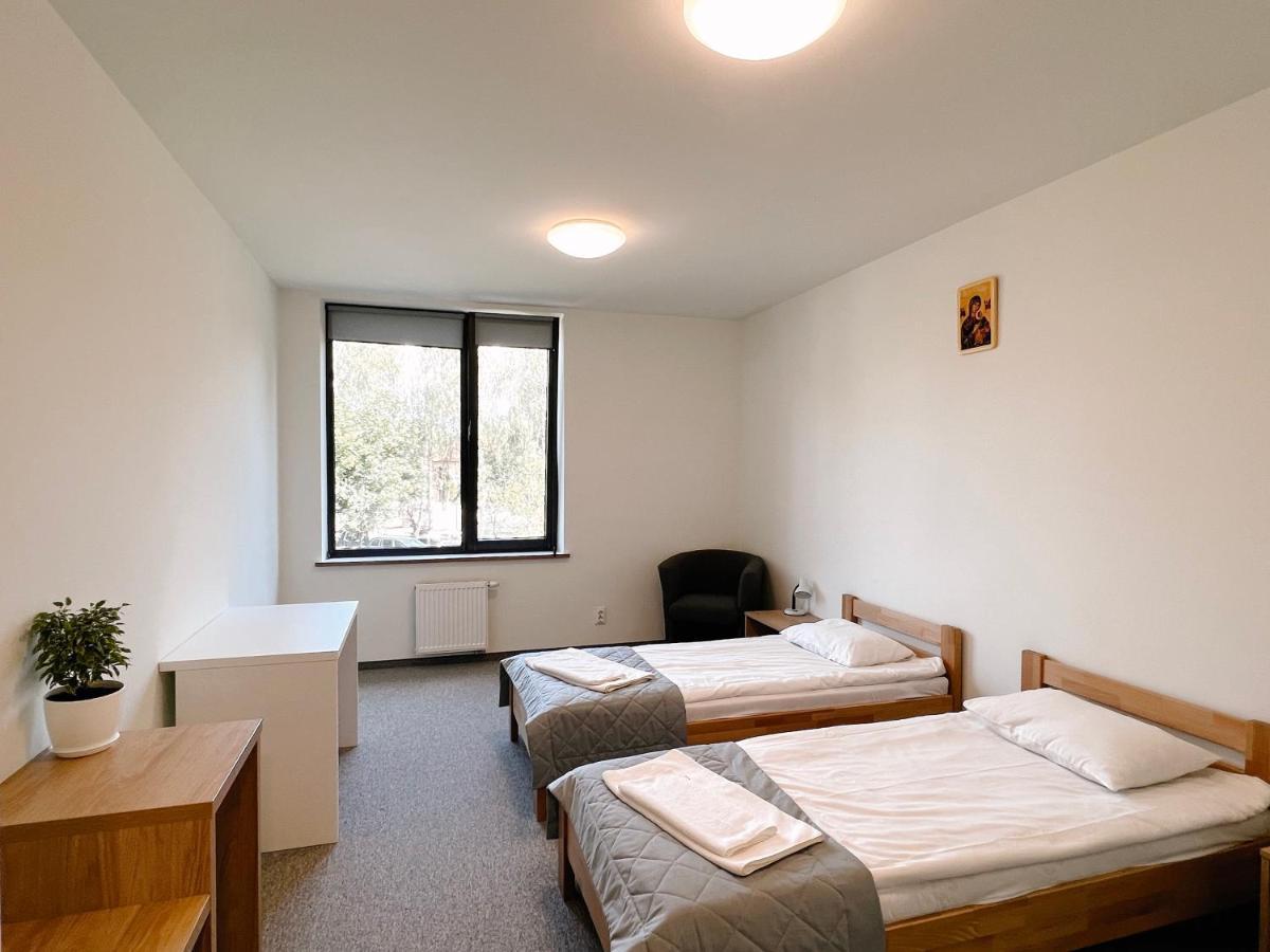 UCU INN - Кімнати для гостей Львов Экстерьер фото