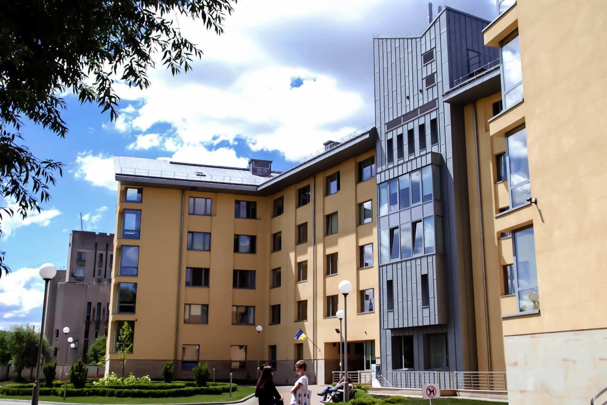 UCU INN - Кімнати для гостей Львов Экстерьер фото